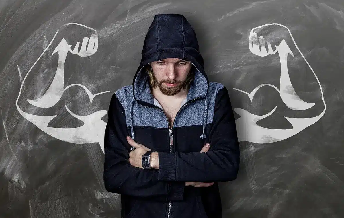 Sprinteur en entraînement illustrant efforts courts et intenses soutenus par la créatine
